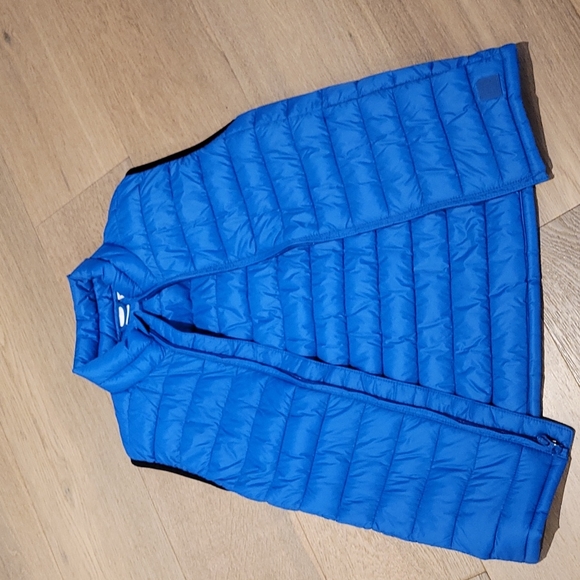GAP quilted vest - Picture 3 of 6